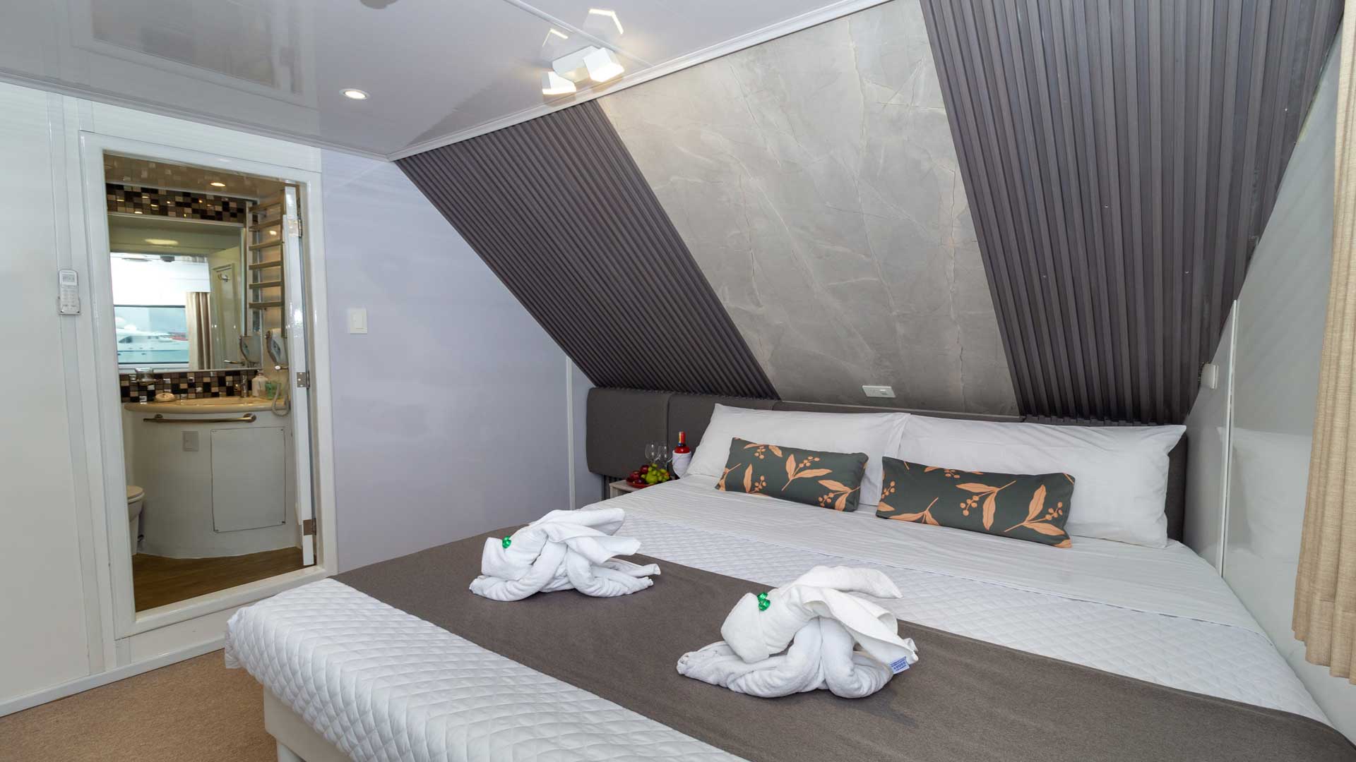 Cabins Slide Galaxy Yacht- Galaxy Cruises