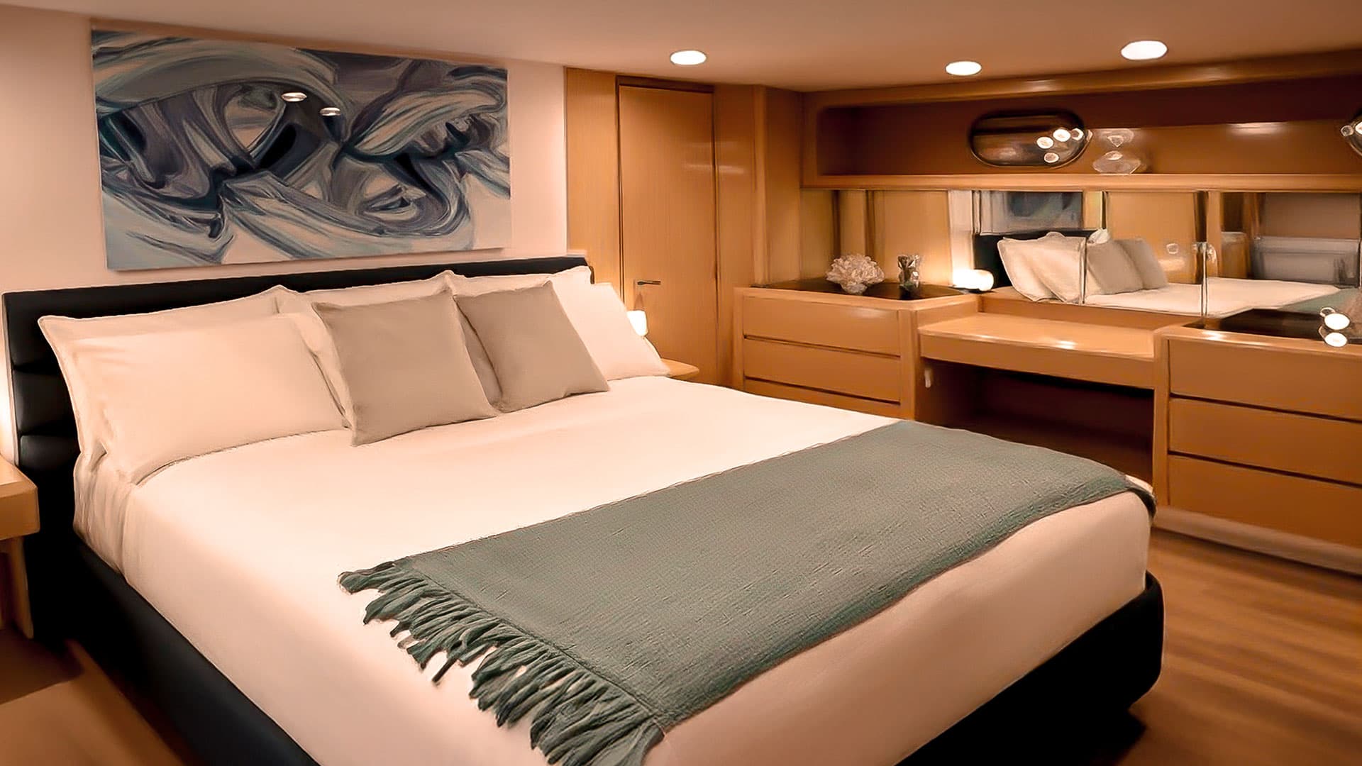 Cabins Slide Zibo Yacht - Galaxy Cruises