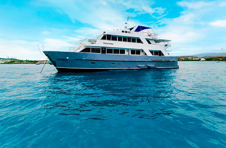 Bonita Yacht - Galapagos Cruise