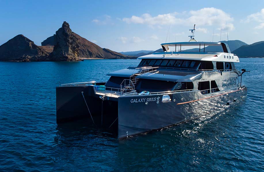 Sirius Luxury Catamaran - Galapagos Cruise