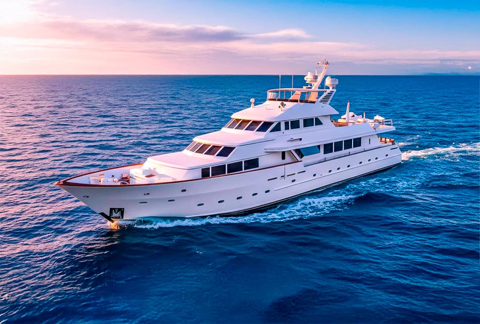 Zibó Luxury Yacht - Costarica Cruise